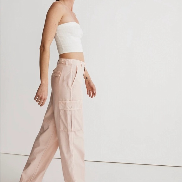 Madewell - Low-Slung Straight Cargo Pants
Faded Petal Woman’s Size 28 NWOT - Picture 5 of 11